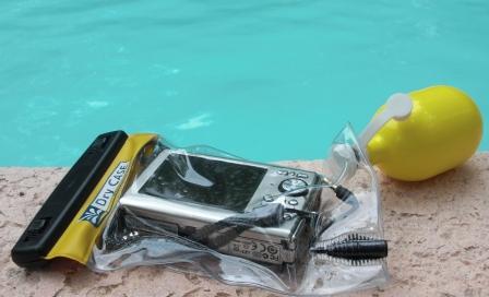 The vacuum seal assures a waterproof dry camera